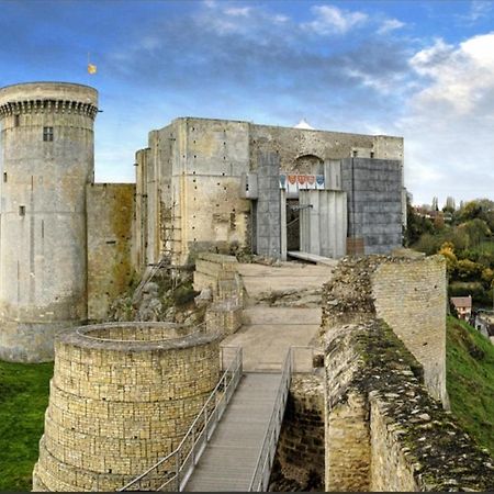 La Chambre Des Remparts ファレーズ エクステリア 写真